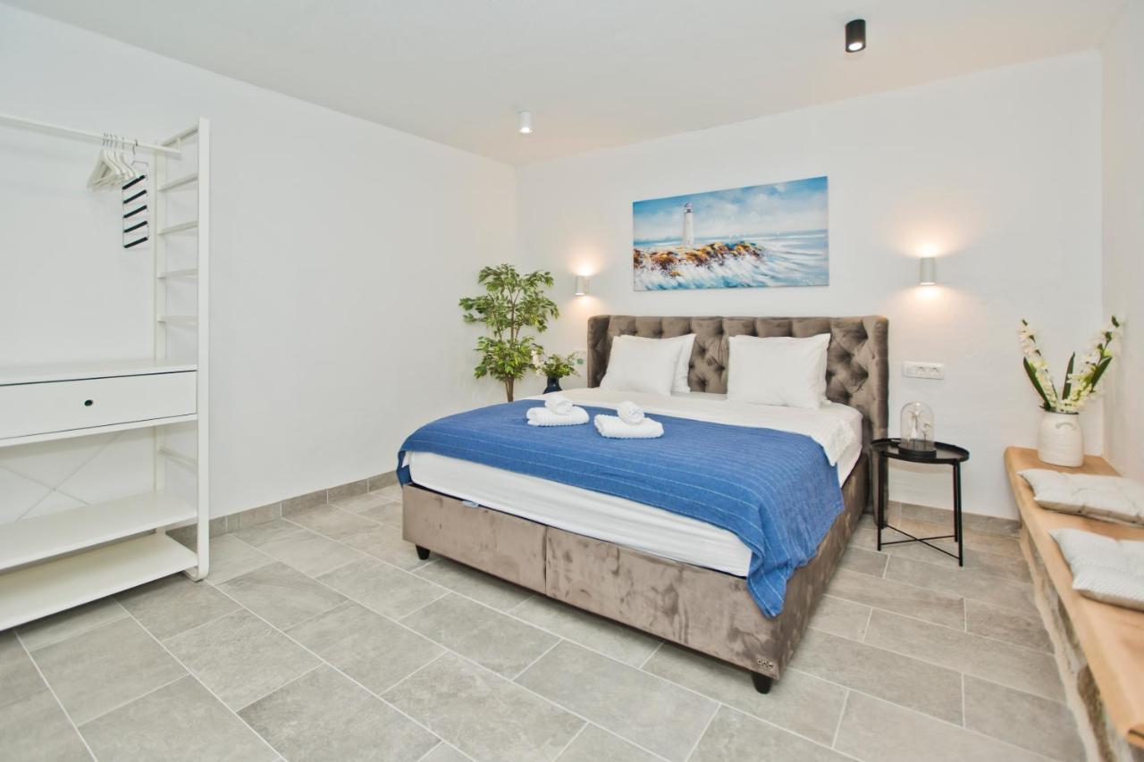 Apartment And Studios Happy Place Hvar Town Exterior foto