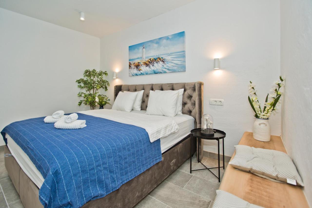 Apartment And Studios Happy Place Hvar Town Exterior foto